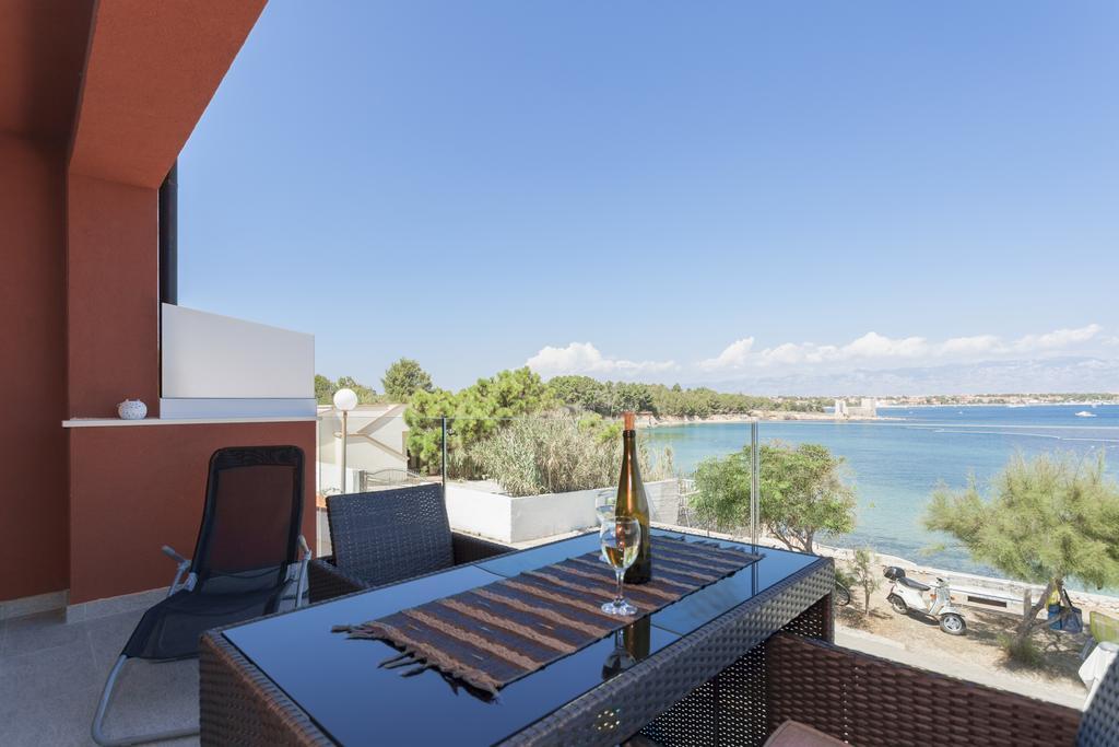 Apartments Svetec Vir Ngoại thất bức ảnh