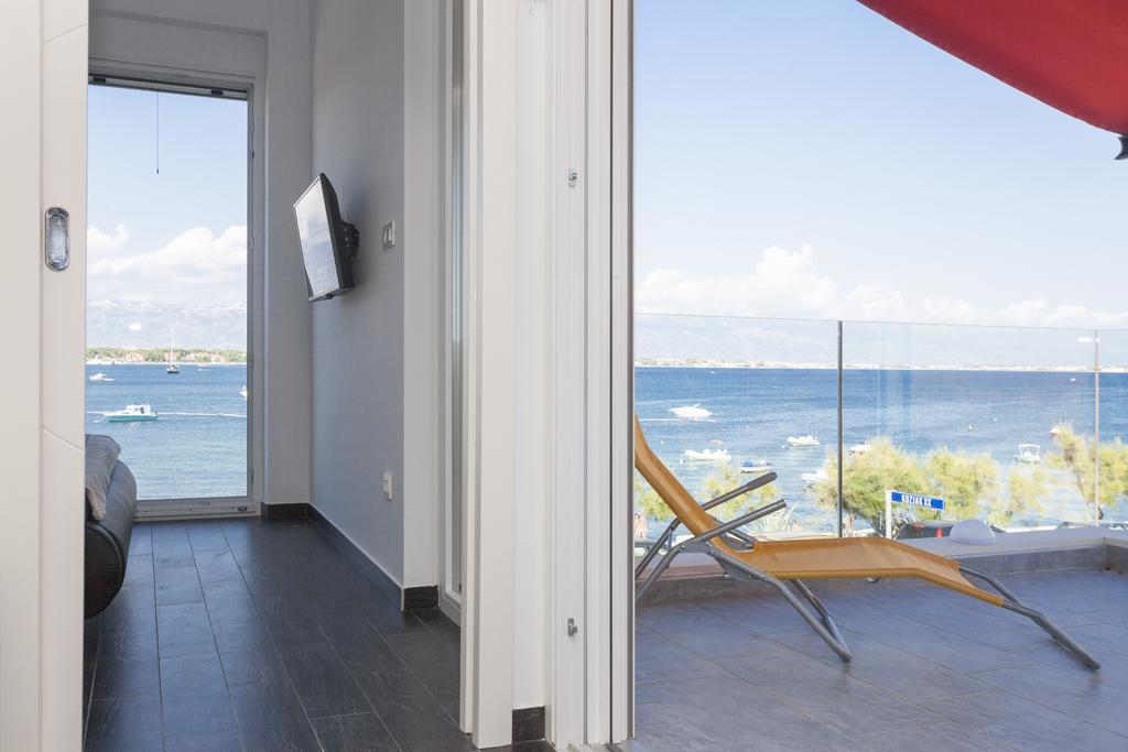 Apartments Svetec Vir Ngoại thất bức ảnh