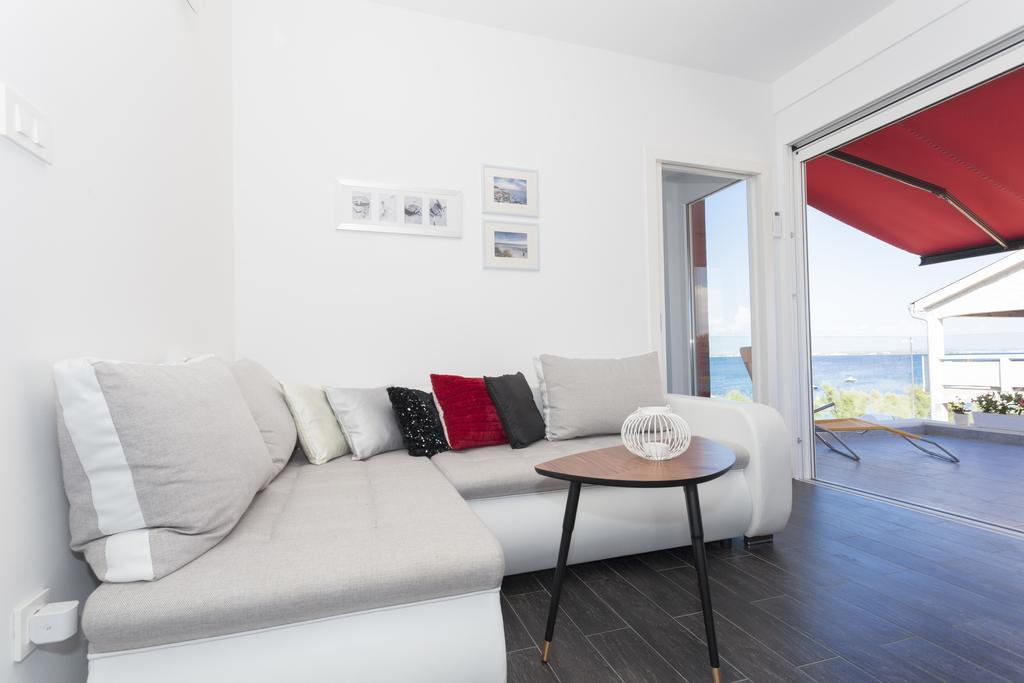 Apartments Svetec Vir Ngoại thất bức ảnh