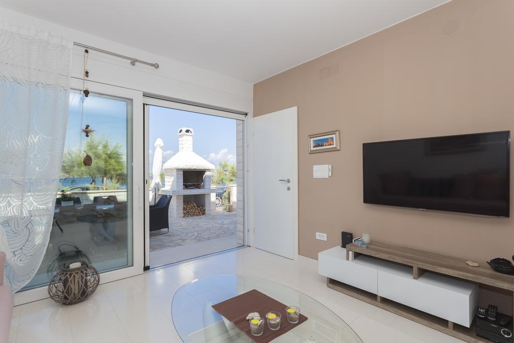 Apartments Svetec Vir Ngoại thất bức ảnh