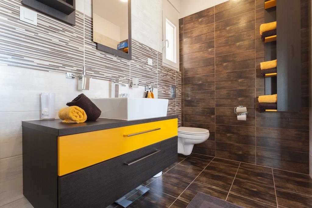 Apartments Svetec Vir Ngoại thất bức ảnh