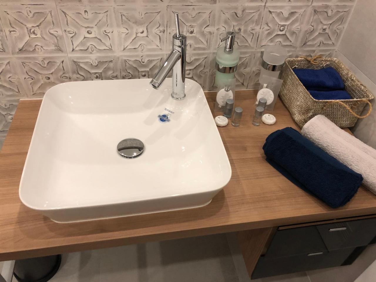 Apartments Svetec Vir Ngoại thất bức ảnh